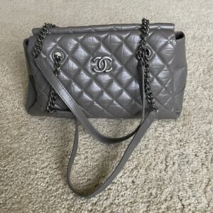 Chanel Quilted Shoulder Bag in Gray Leather